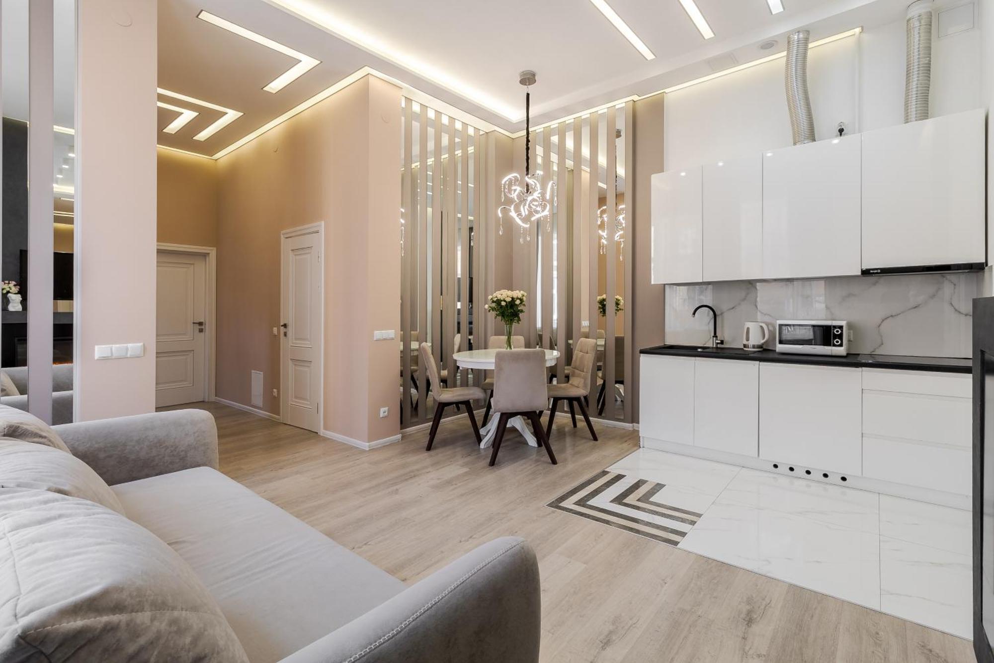 לבוב Royal Stylish Apartment In The Old City מראה חיצוני תמונה