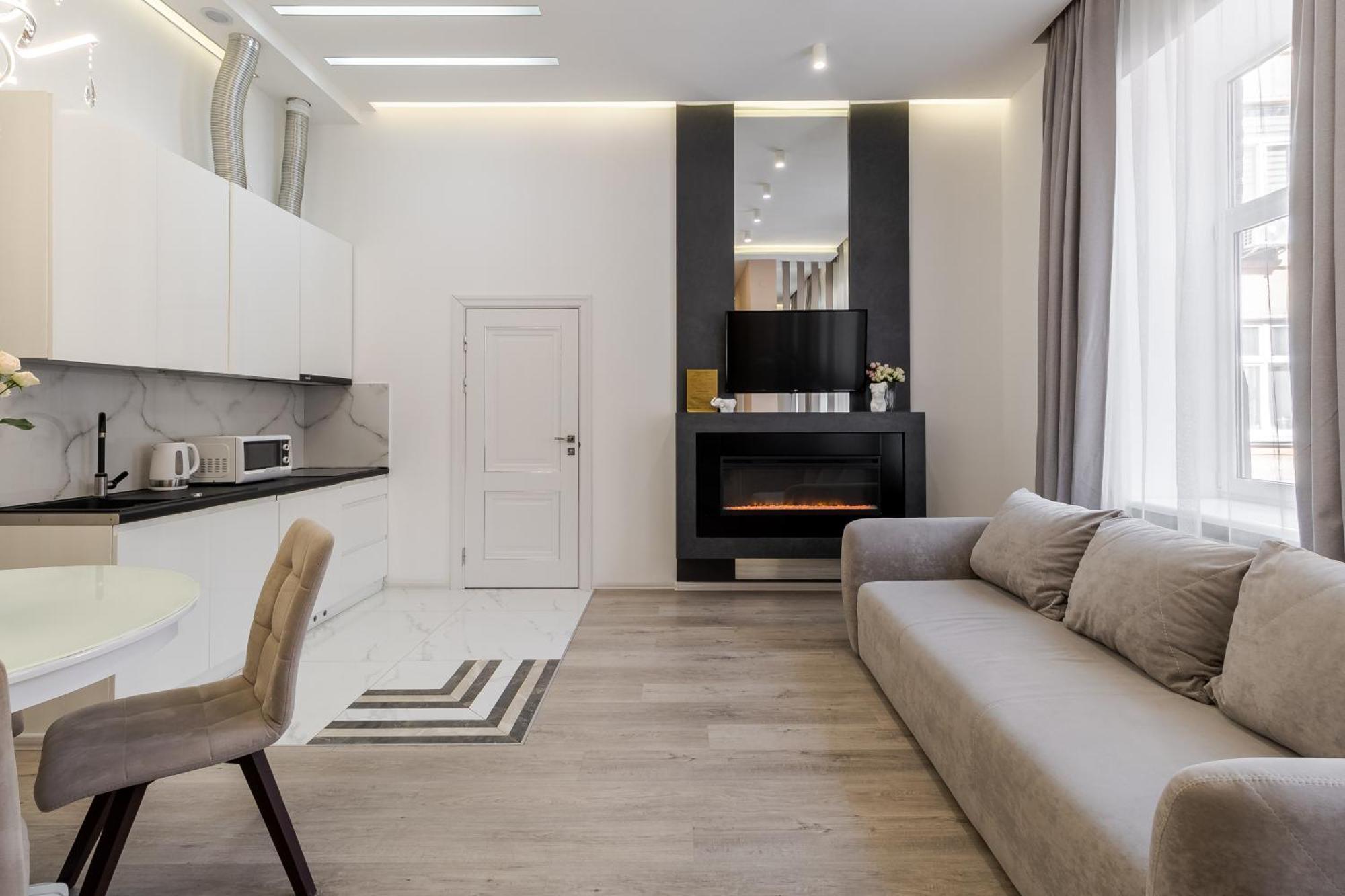 לבוב Royal Stylish Apartment In The Old City מראה חיצוני תמונה