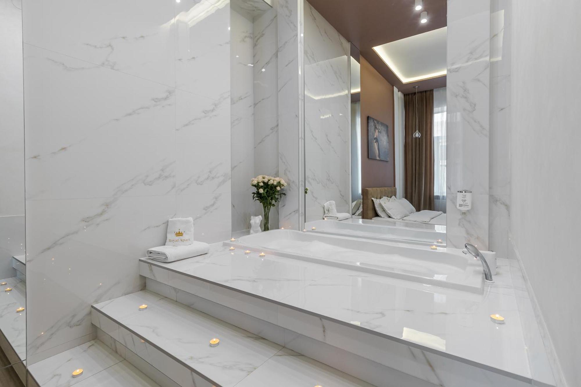 לבוב Royal Stylish Apartment In The Old City מראה חיצוני תמונה