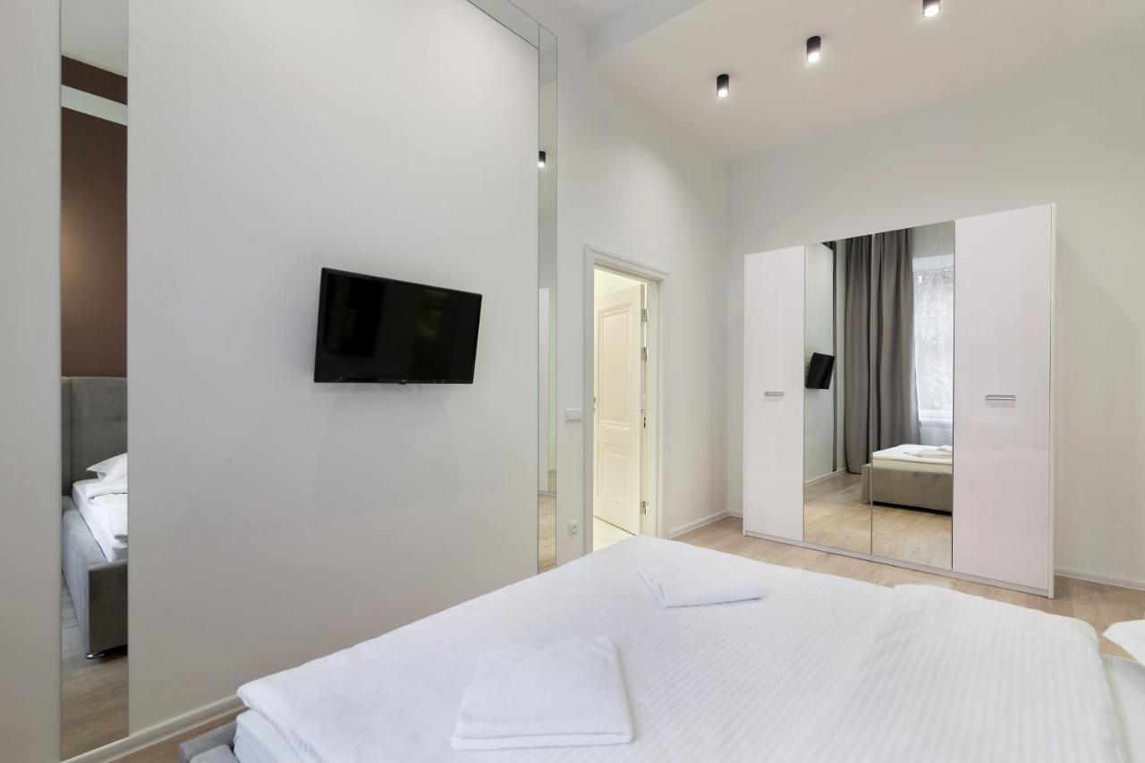 לבוב Royal Stylish Apartment In The Old City מראה חיצוני תמונה