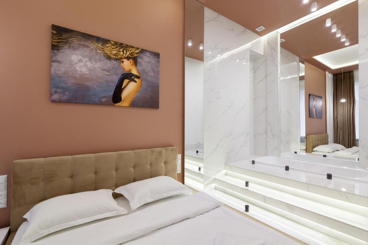 לבוב Royal Stylish Apartment In The Old City מראה חיצוני תמונה