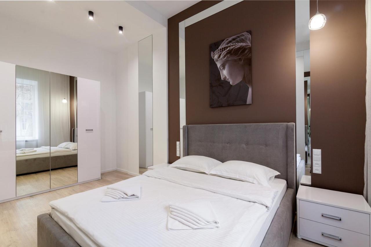 לבוב Royal Stylish Apartment In The Old City מראה חיצוני תמונה
