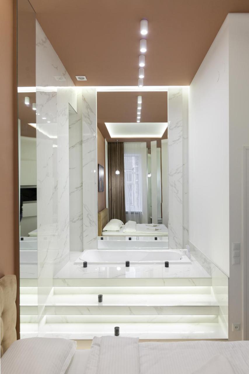 לבוב Royal Stylish Apartment In The Old City מראה חיצוני תמונה