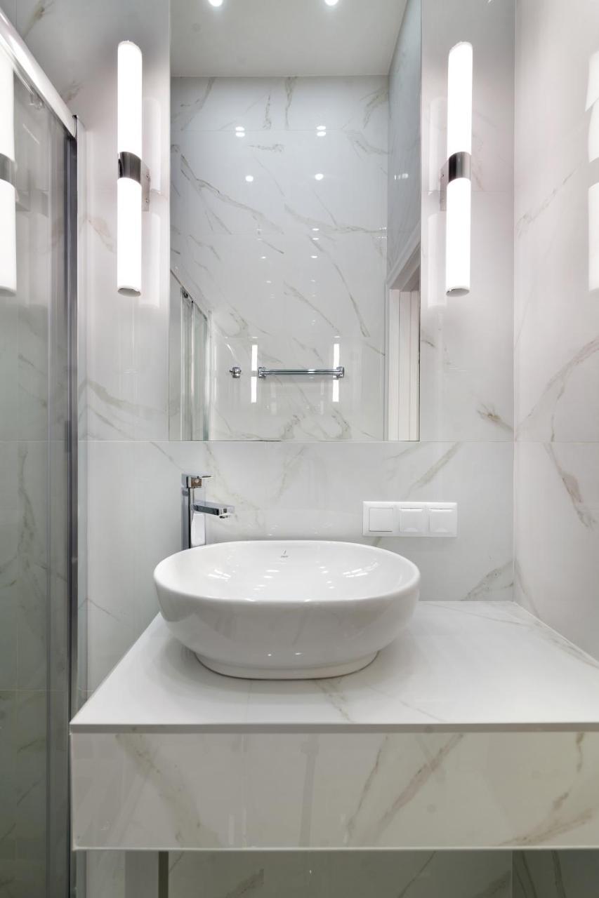 לבוב Royal Stylish Apartment In The Old City מראה חיצוני תמונה